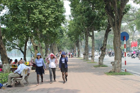 Bắc Bộ và Trung Bộ nắng nóng vẫn duy trì trong 2 ngày tới