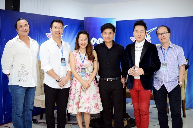 Đêm nay ai đăng quang Sao Mai 2015 - ảnh 24