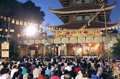 Vu Lan báo hiếu – nét đẹp văn hóa Việt - ảnh 1