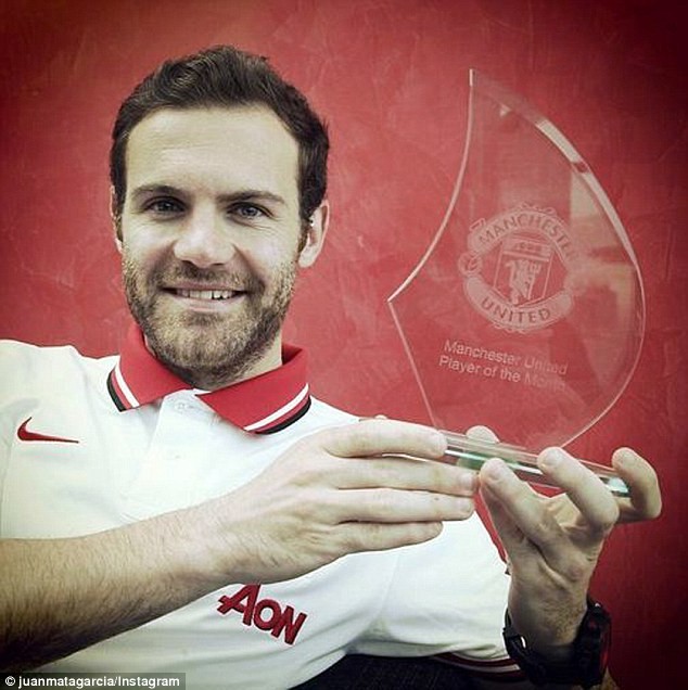 Juan Mata “mừng rơi nước mắt” nhận giải thưởng từ M.U - ảnh 1