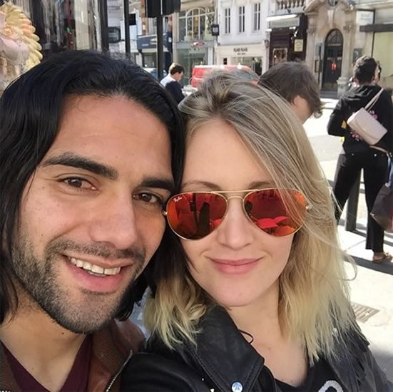 Falcao đến London, bí mật gặp Mourinho? - ảnh 1