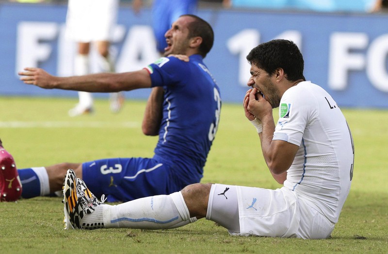 Thú vị: Suarez tái ngộ với hai “nạn nhân” ở chung kết C.L - ảnh 1