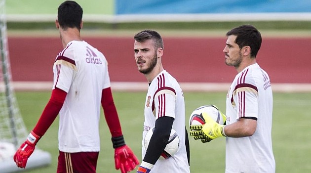 David de Gea chia tay cầu thủ M.U - ảnh 1