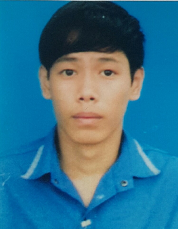 Tên cướp phóng dao vào công an để trốn chạy - ảnh 2