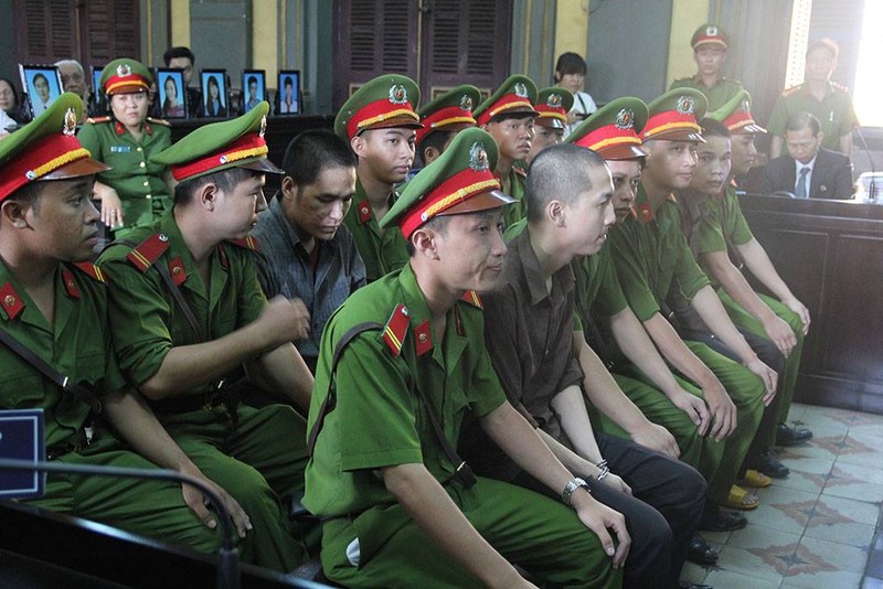 Thảm sát Bình Phước: 'Đọc bản án, không thể tha thứ cho một bị cáo nào' - ảnh 5