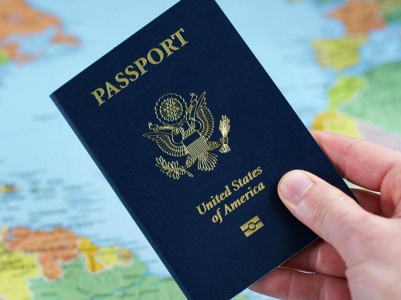 Việt Nam nâng thời hạn visa cho công dân Mỹ thành một năm - ảnh 1