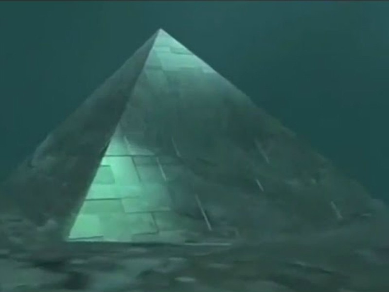 Kim tự tháp ngoài hành tinh trong Tam giác quỷ Bermuda?