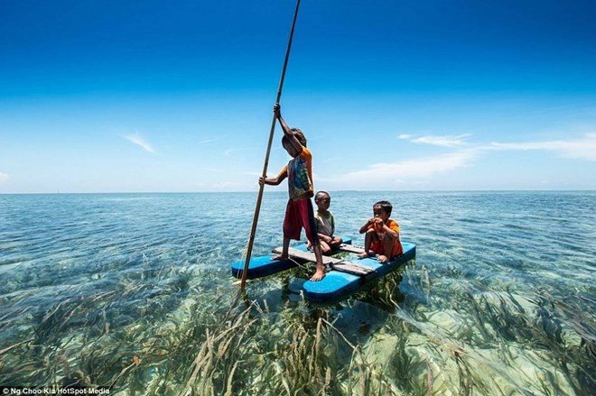 Khám phá cuộc sống như ở xứ sở thần tiên của người Bajau - ảnh 12
