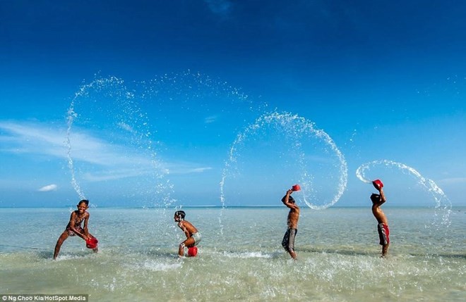Khám phá cuộc sống như ở xứ sở thần tiên của người Bajau - ảnh 13