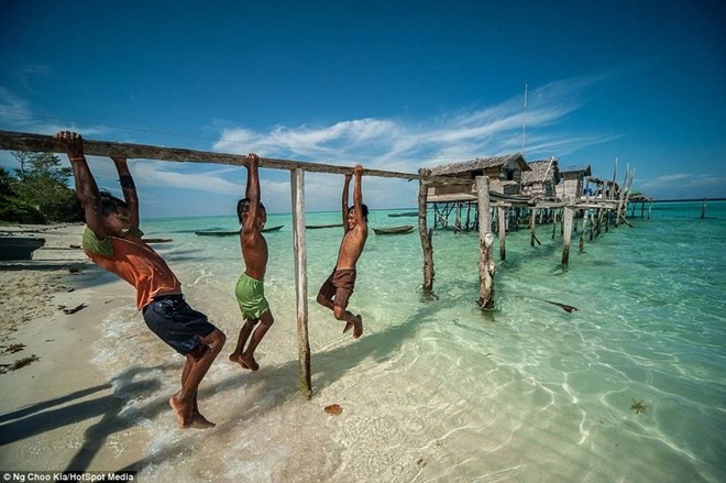 Khám phá cuộc sống như ở xứ sở thần tiên của người Bajau - ảnh 7