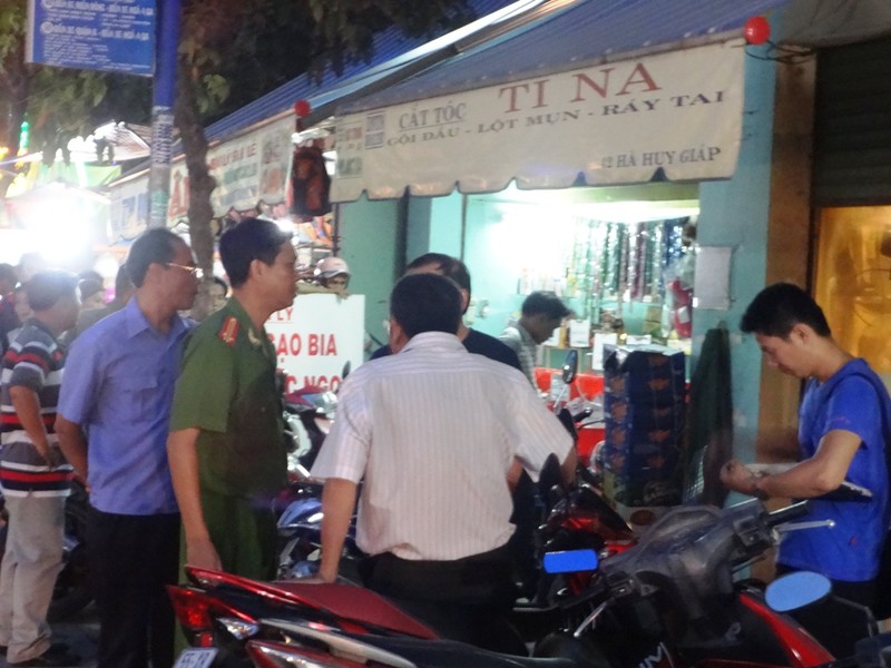 Bà chủ tiệm cắt tóc bị cướp giết ngay tại tiệm - ảnh 1