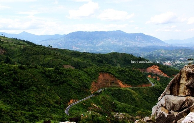 Những cung đường đẹp ngất ngây ở Việt Nam