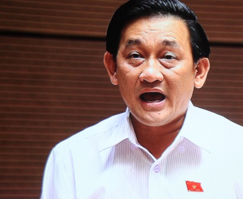 ĐBQH: 'TQ mang vũ khí hạng nặng ra các đảo ngầm là đi xâm chiếm' - ảnh 1