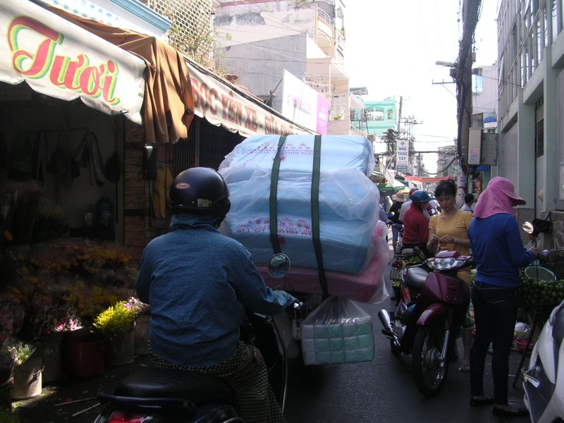 Những con đường bị 'biến dạng' - ảnh 3