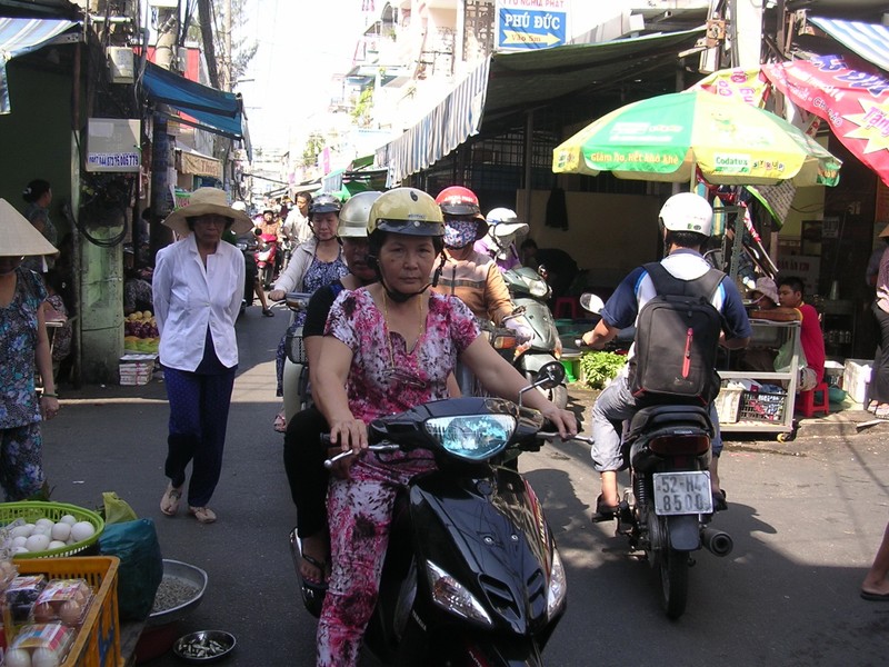 Những con đường bị 'biến dạng' - ảnh 4