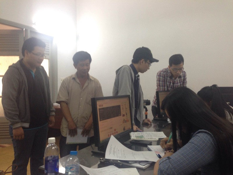 Thí sinh nháo nhào tìm nơi nộp đơn phúc khảo bài thi THPT - ảnh 1