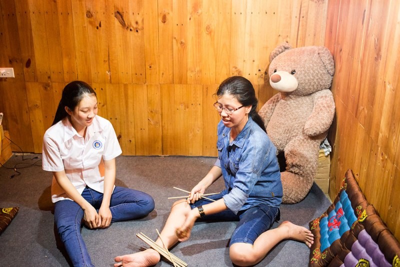 Rộ phong trào người lớn chơi trò chơi dân gian - ảnh 1