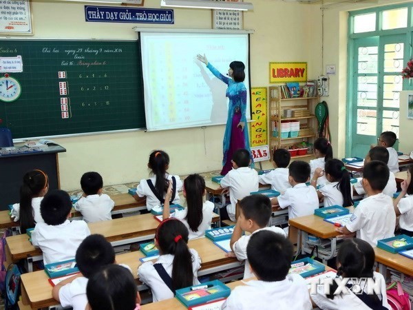 Thi tuyển lớp 6: Phụ huynh vẫn rối và lo với hình thức trắc nghiệm - ảnh 2