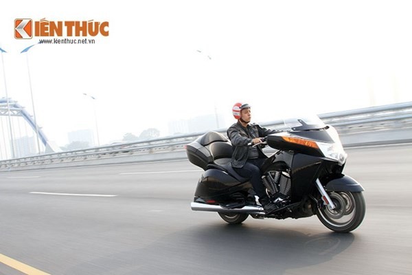 Tận thấy môtô siêu độc Victory Vision Tour 2014 ở Việt Nam - ảnh 13