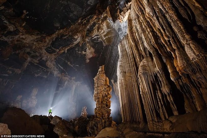 Ngỡ ngàng với hang động mới phát hiện tại Phong Nha-Kẻ Bàng - ảnh 2