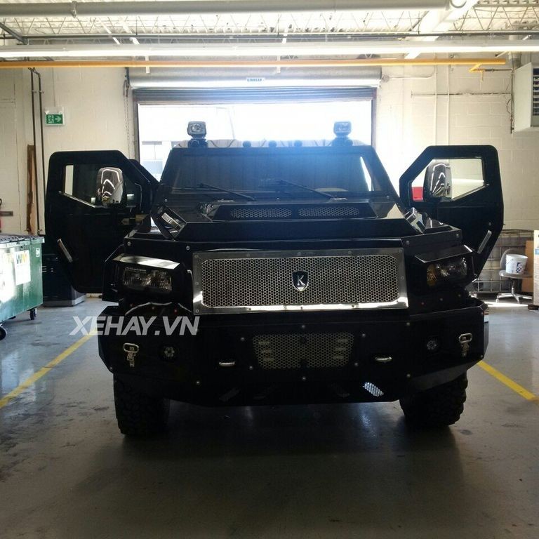 Xe bọc thép Conquest Knight XV giá hơn 50 tỷ chuẩn bị về Quảng Ninh - ảnh 1