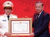 Tổng Bí thư Tô Lâm trao tặng Huân chương Hồ Chí Minh cho lực lượng Tình báo Công an nhân dân 