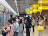 Xăng tăng giá, người dân TP.HCM đi metro, xe buýt nhiều hơn