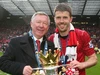 Carrick cần học hỏi Sir Alex Ferguson để dẫn dắt MU mùa tới