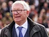 Sir Alex Ferguson lần đầu xuất hiện sau khi nhập viện
