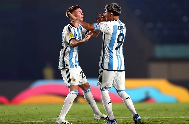 Messi junior knows how to win, is it like Argentina a year ago?