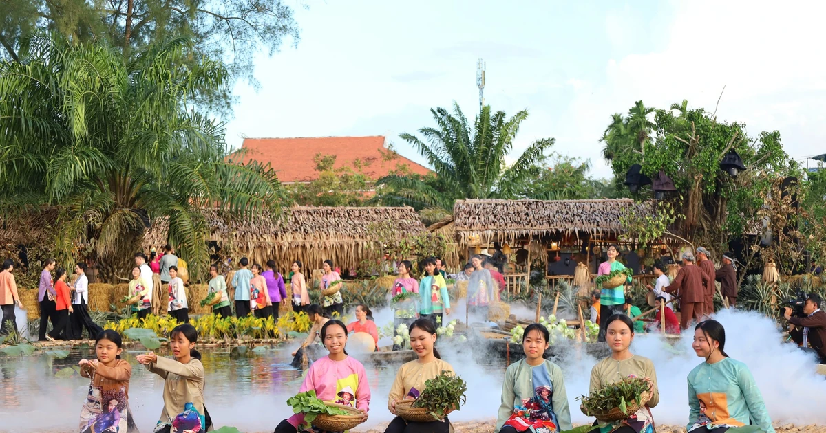 Hau Giang opens the Ba Ba Ao Dai Festival 2023