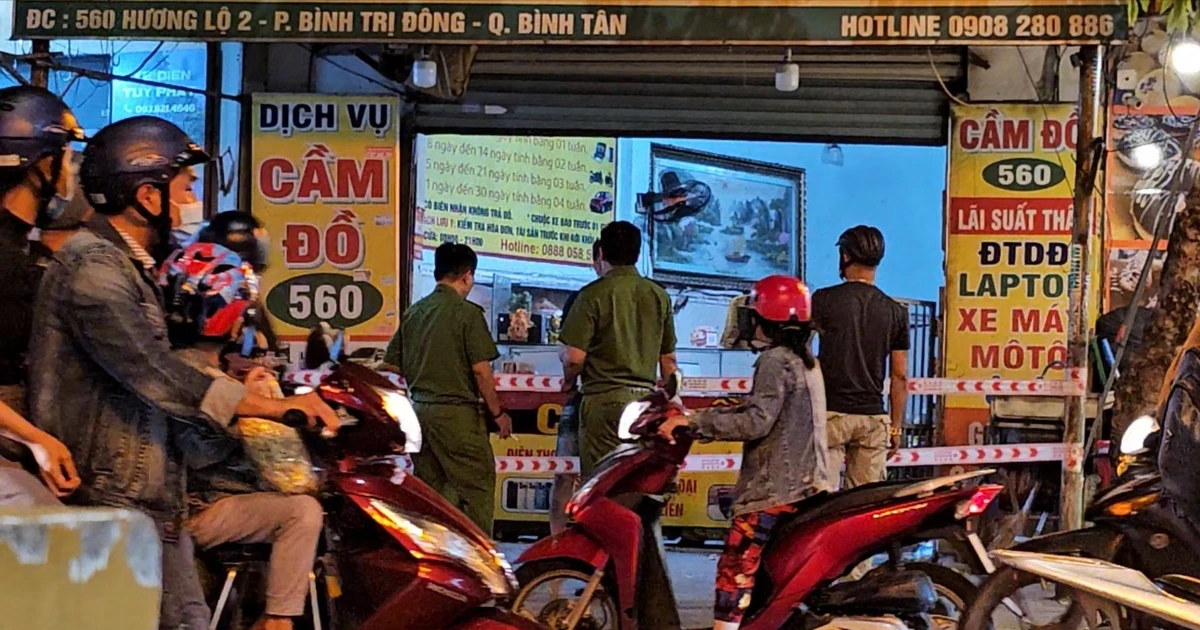 The pawnshop owner’s younger brother was stabbed to death in Binh Tan