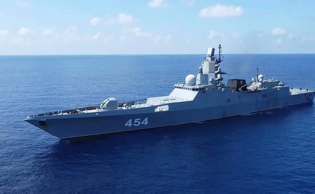 Tàu Hải quân Nga tập trận tấn công tầm xa trên đường tới Cuba
