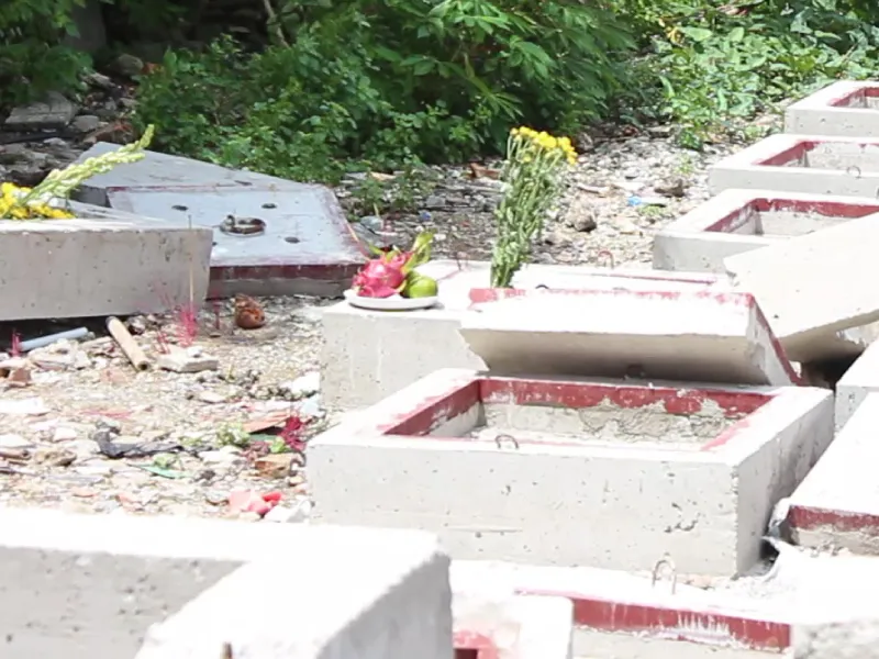 Tin mới nhất về vụ bé 10 tuổi bị nắp cống đè tử vong | Báo Pháp Luật TP. Hồ Chí Minh