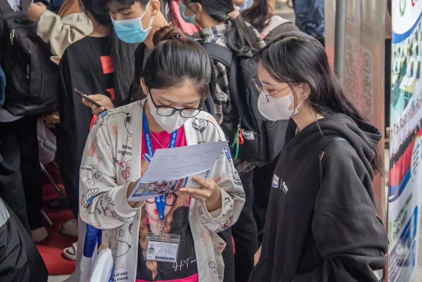 Tôi đang thử việc, có phải đóng thuế thu nhập cá nhân?