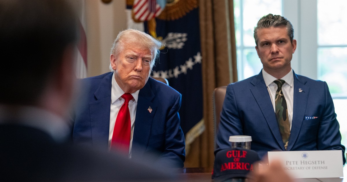 Biết gì về cuộc họp bất thường giữa Tổng thống Trump với hàng trăm tướng lĩnh Mỹ? | Báo Pháp Luật TP. Hồ Chí Minh