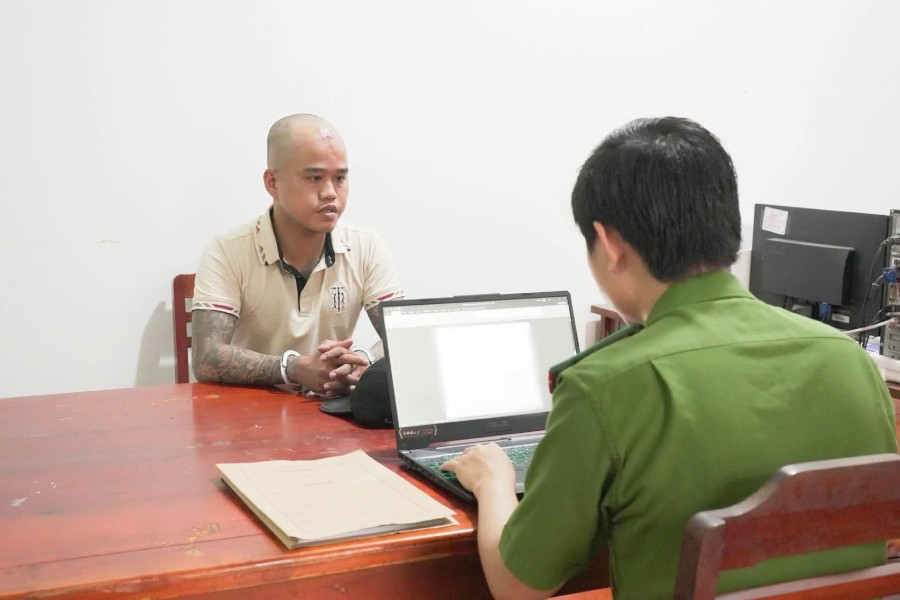 Nam thanh niên &apos;vứt người yêu&apos; ở Nghệ An rồi chạy thử xe máy nhưng chạy luôn