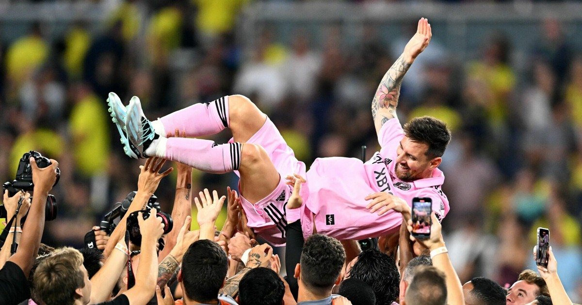 Khủng khiếp sự quyến rũ của Lionel Messi ở làng bóng Mỹ | Báo Pháp Luật ...