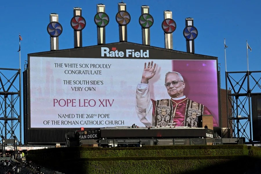 Đức Giáo Hoàng Leo XIV: Người Đứng Đầu Vatican Đam Mê Quần Vợt và Bóng Đá AS Roma