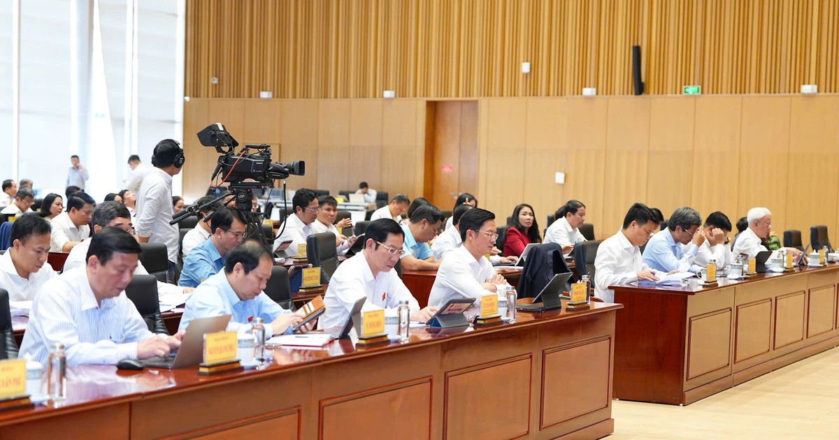 Hải Phòng thông qua nghị quyết chi thu nhập tăng thêm cho cán bộ | Báo Pháp Luật TP. Hồ Chí Minh