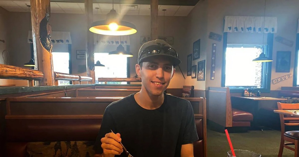 Công tố viên đề nghị án tử hình với nghi phạm ám sát ông Charlie Kirk - đồng minh ông Trump | Báo Pháp Luật TP. Hồ Chí Minh