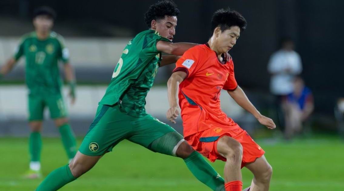 Nhờ HLV người Nhật, U-17 Trung Quốc loại chủ nhà