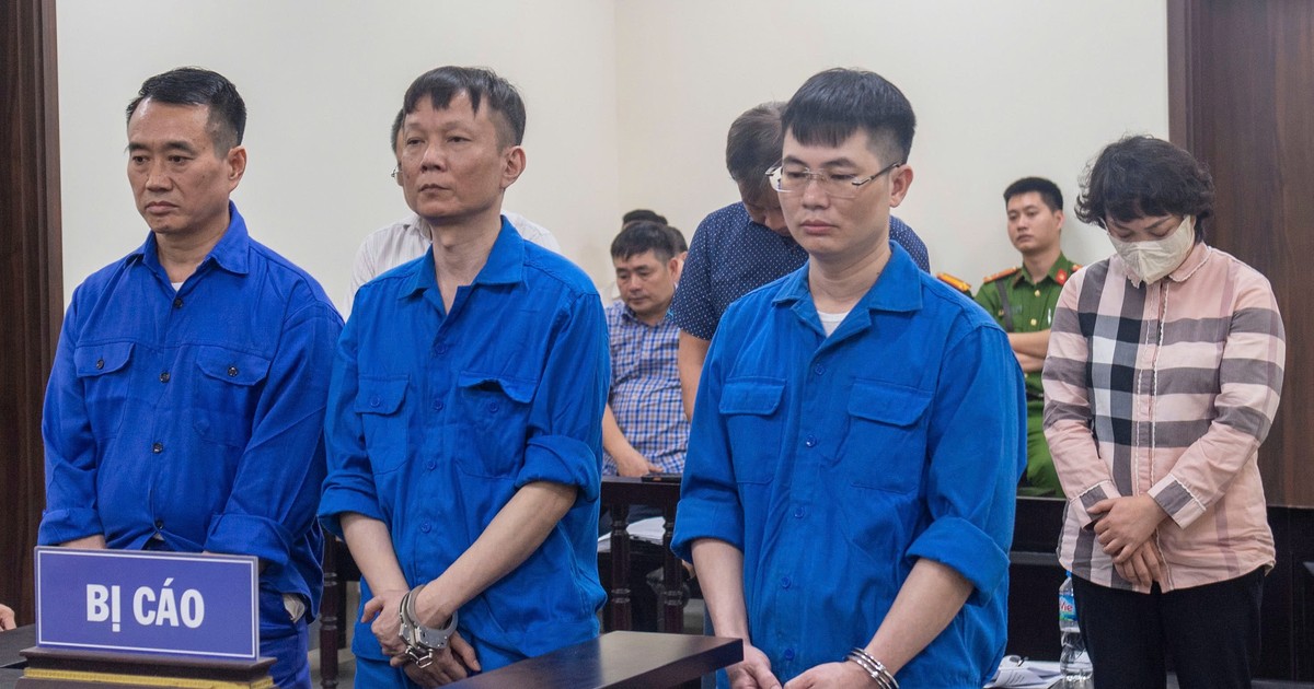 Trả hồ sơ, yêu cầu điều tra bổ sung vụ 6 cựu cán bộ ở Hà Nội nhận hối lộ