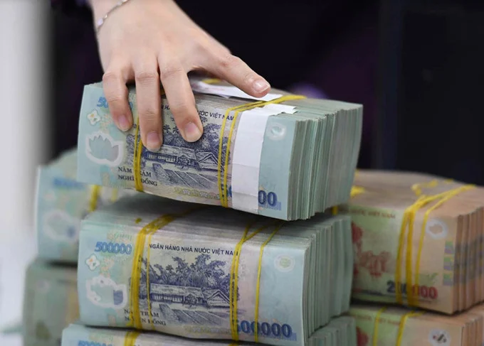 Hết thời đòi nợ kiểu 'xã hội đen', tạt mắm tôm khủng bố người vay?