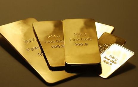 Giá vàng hôm nay tiếp tục tăng mạnh, chuyên gia đưa ra dự báo mới nhất