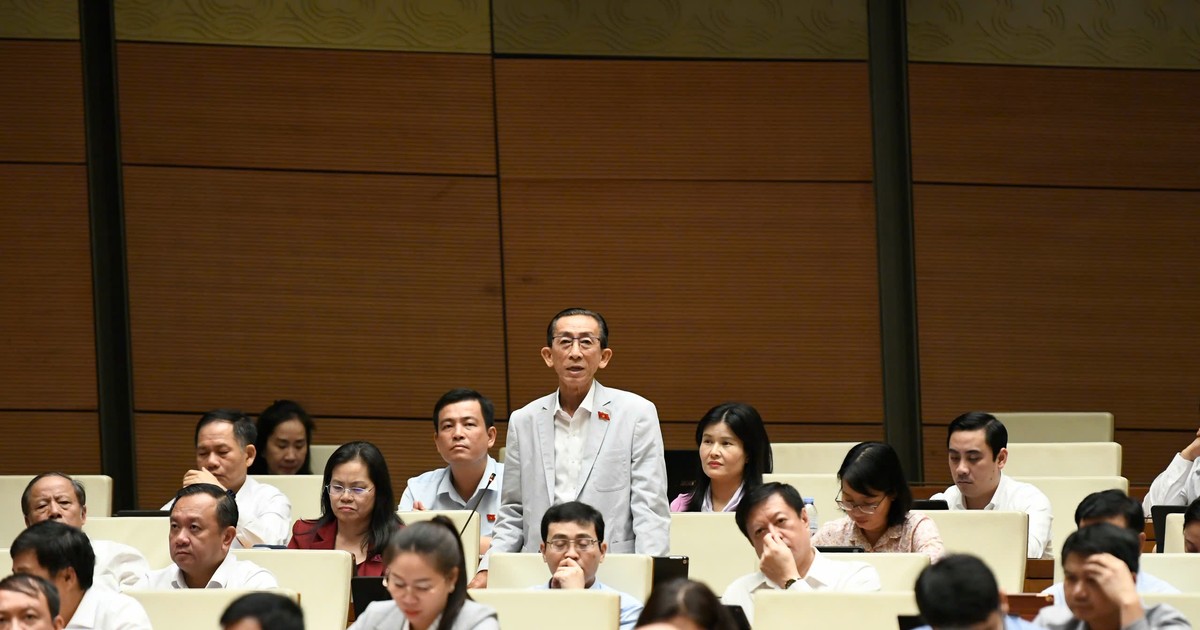 Đại biểu Quốc hội ủng hộ sớm giảm thuế xăng dầu để kiểm soát lạm phát