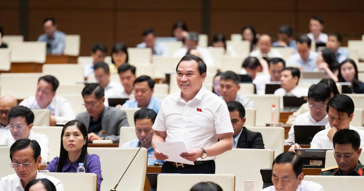 Có thể phát sinh tình huống luật sư công là sếp của thẩm phán, kiểm sát viên, điều tra viên