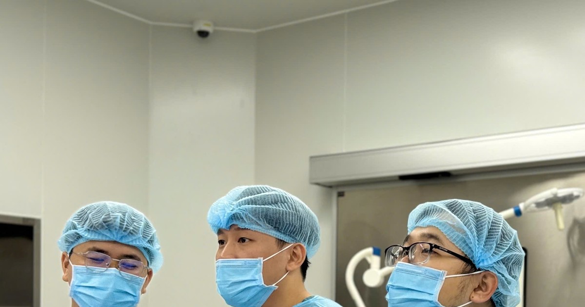 Vùng bìu lớn dần nhưng chủ quan, lúc đau nhức đi khám mới phát hiện u tinh hoàn