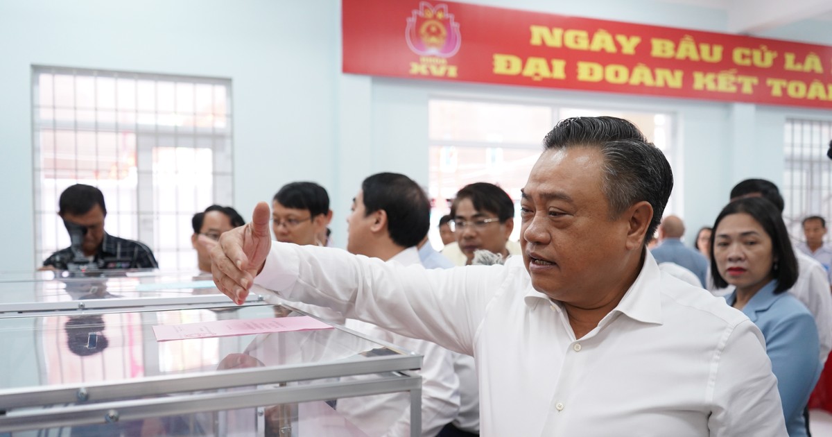 Chủ nhiệm Ủy ban Kiểm tra Trung ương kiểm tra công tác chuẩn bị bầu cử tại Khánh Hòa - Báo Pháp Luật TP. Hồ Chí Minh