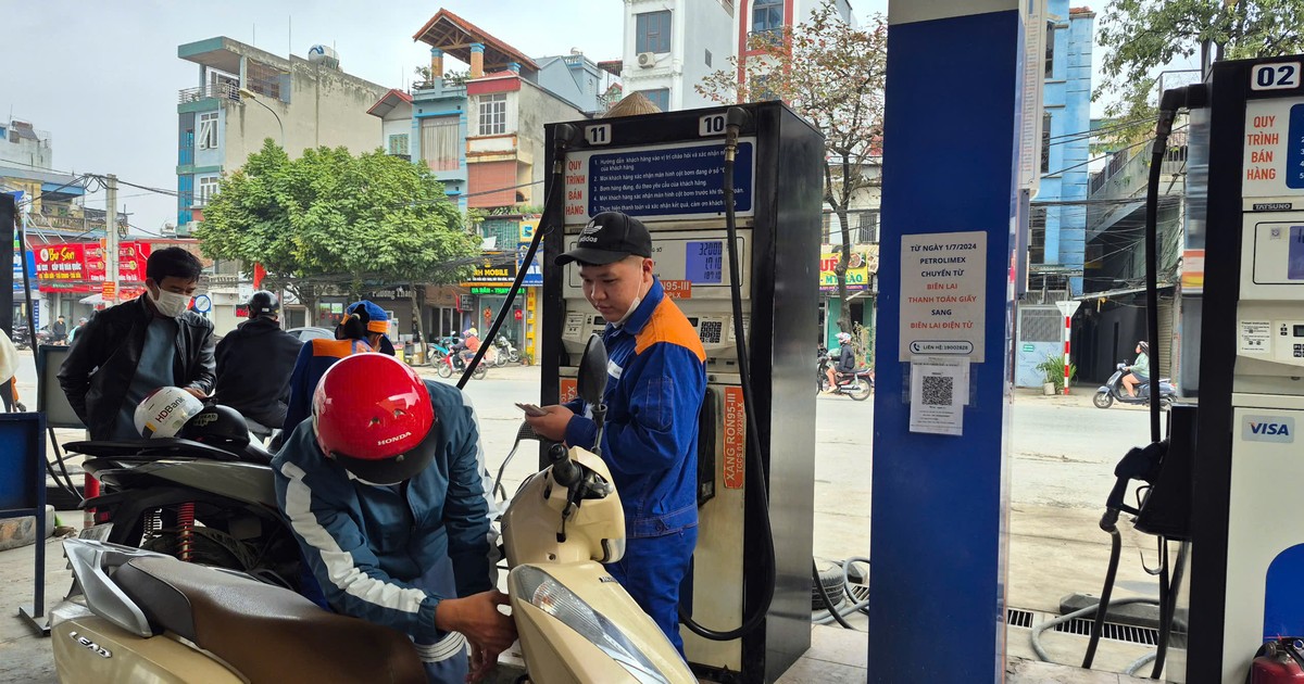 Thị trường xăng dầu lại 'nóng', Bộ Công Thương yêu cầu báo cáo mỗi ngày